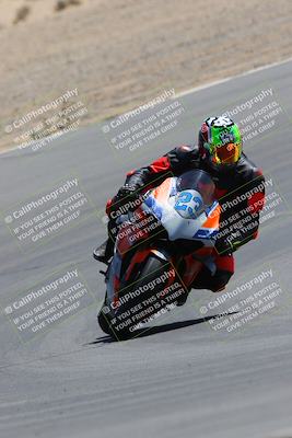 media/Apr-09-2023-SoCal Trackdays (Sun) [[333f347954]]/Turn 10 (115pm)/